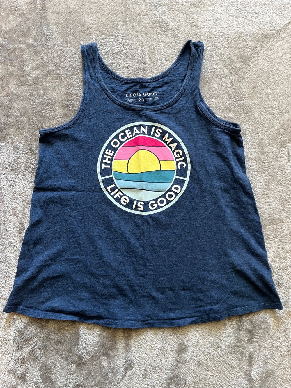 Life Is Good Navy Tank Top with Sun over the Water Graphic, size xs
